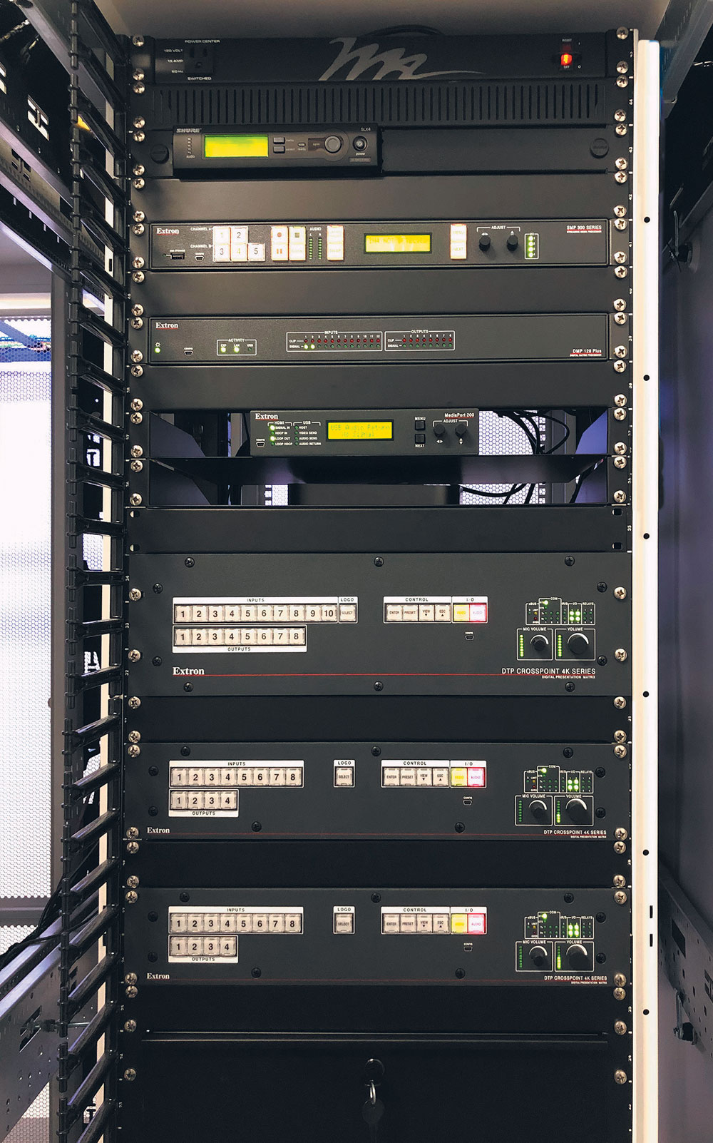 Digital Tech. Partners # DTP-WALLRACK