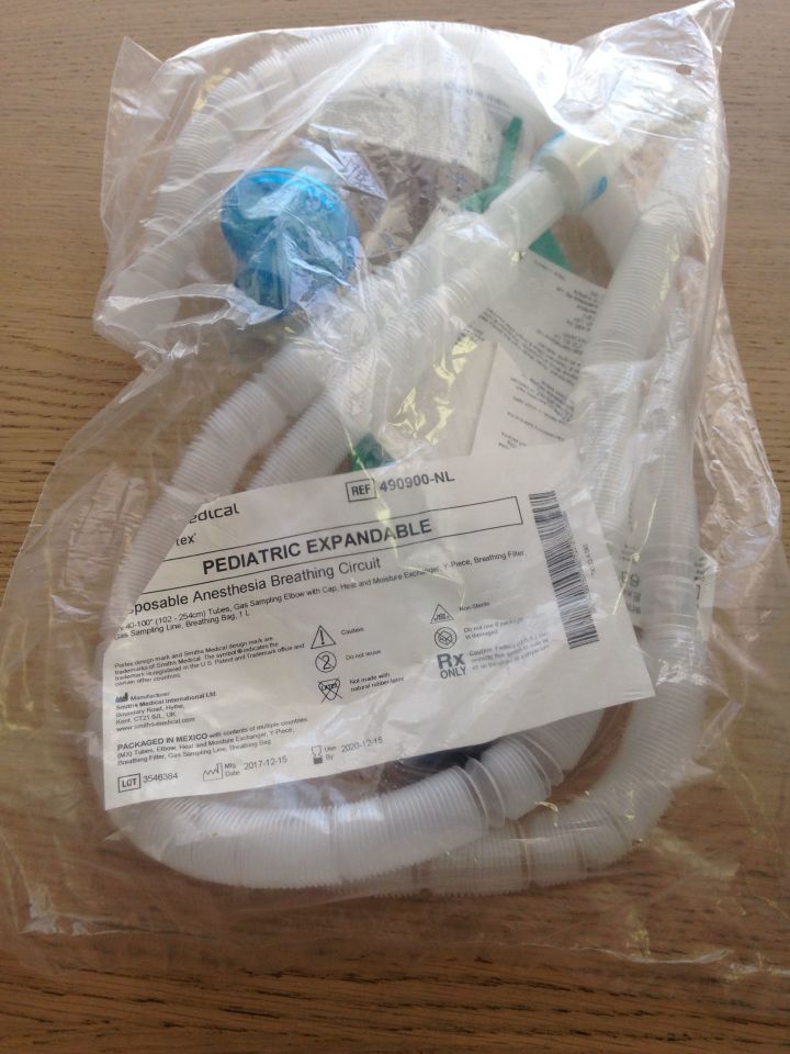 ICU Medical # 490901-NL