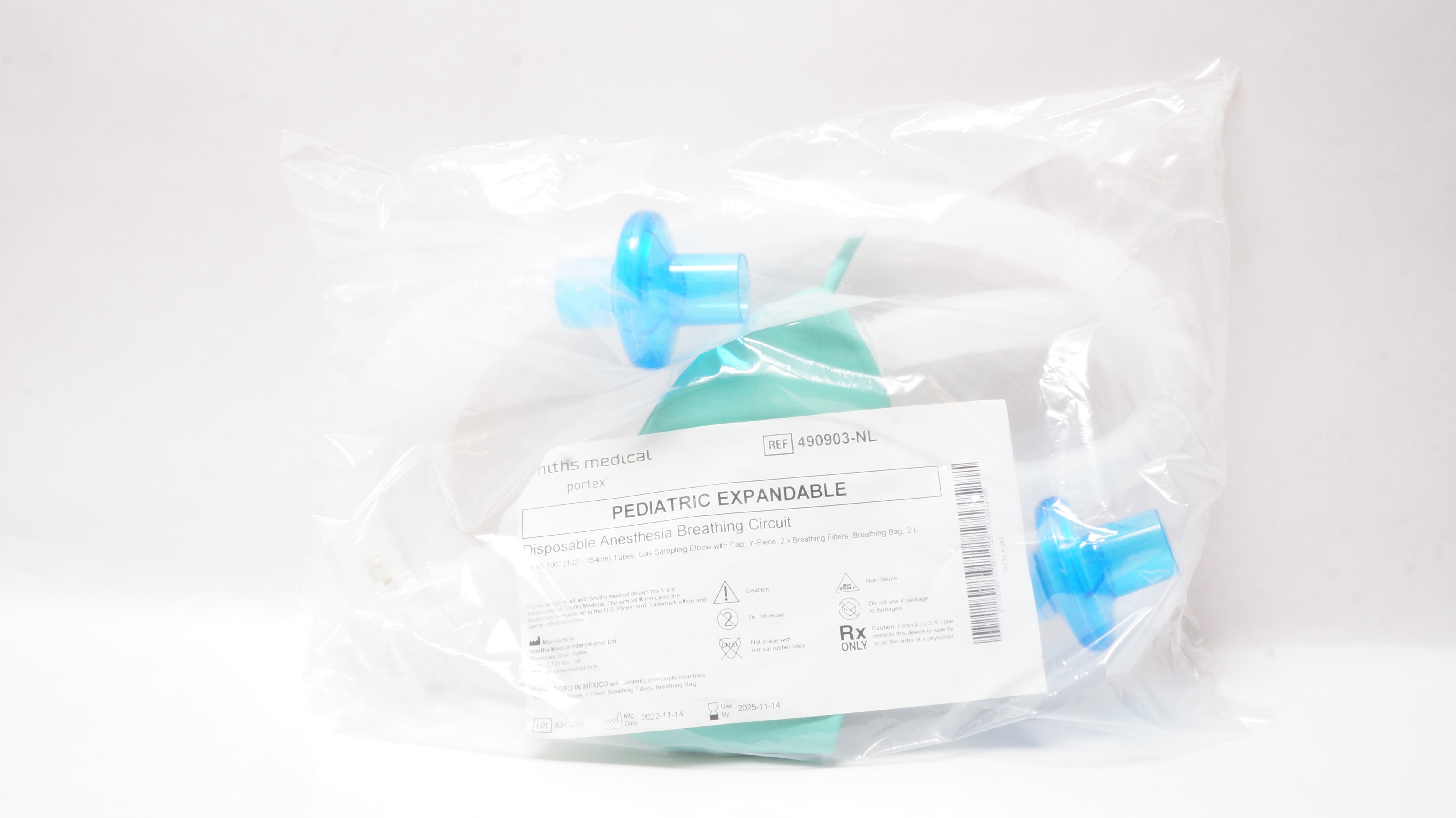 ICU Medical # 490903-NL