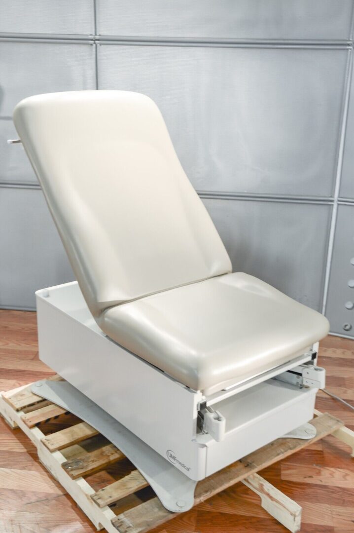 UMF Medical # 4040-650-100B
